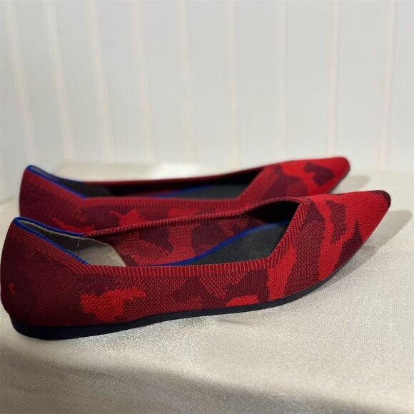 Rothy’s The Point Women’s Flats Red Camo Knit Size 8 Sustainable Washable Shoes - Picture 3 of 6